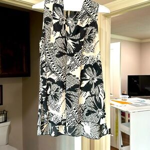 Black and Cream Versatile Blouse